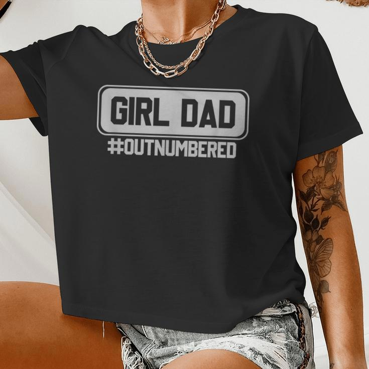 Girl Dad Outnumbered For Father Of Girls Women Cropped T-shirt