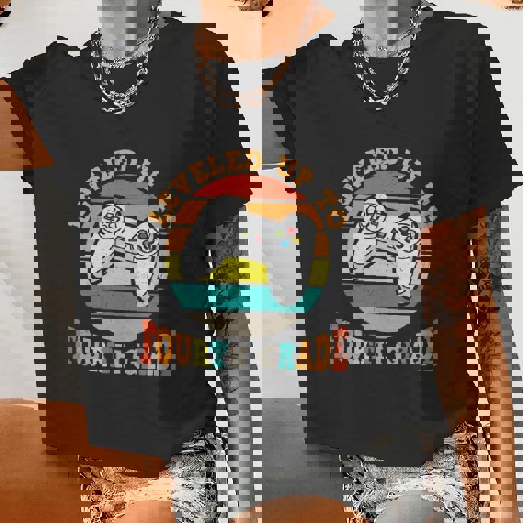 Leveled Up To 4Th Grade First Day Of School Back To School Women Cropped T-shirt