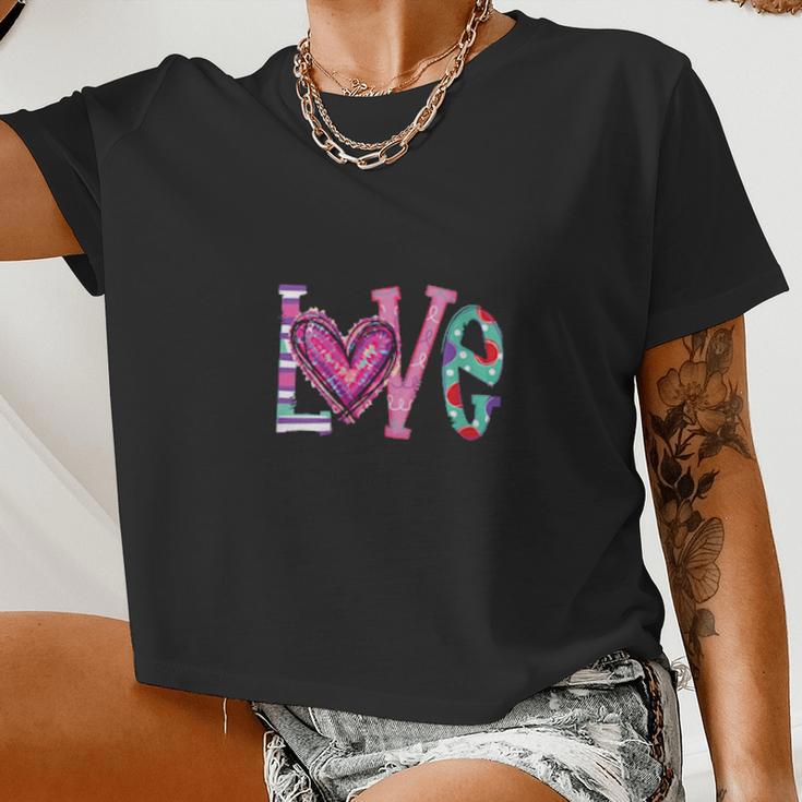 Love Gigi Life Valentine's Day Grandma Women Cropped T-shirt