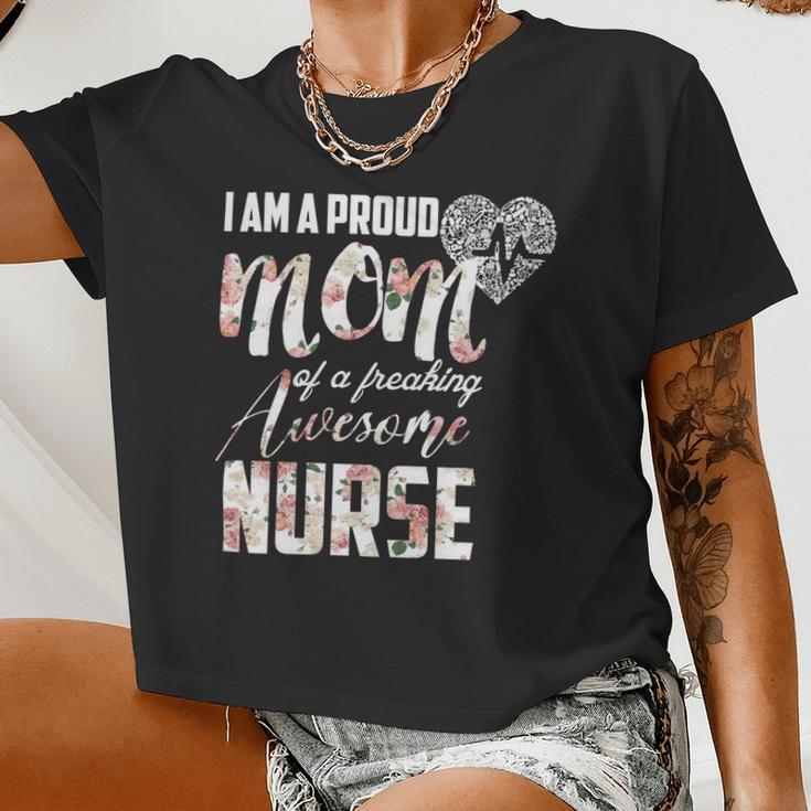 Mother Grandma Proud Mom Of A Freaking Awesome Nursenurse Moom 314 Mom Grandmother Women Cropped T-shirt