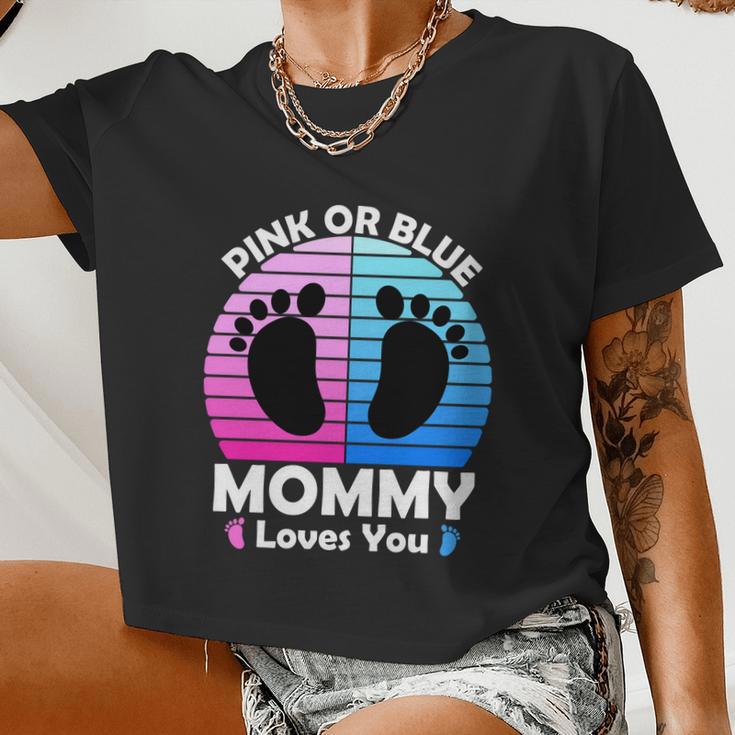 Pregnancy Announcet Mom 2021 Pink Or Blue Mommy Loves You Cool Women Cropped T-shirt