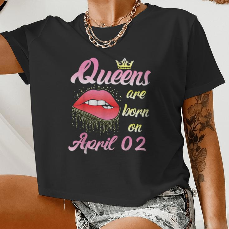 Queens Are Born On April 02 Women Cropped T-shirt