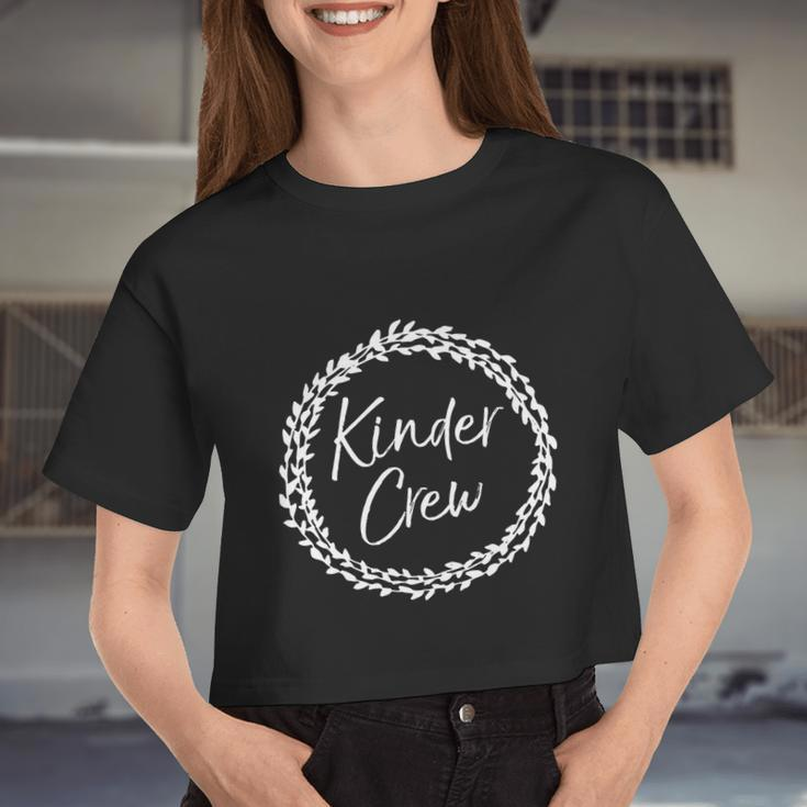 Cute Flower Kindergarten Quote For Kinder Crew Women Cropped T-shirt