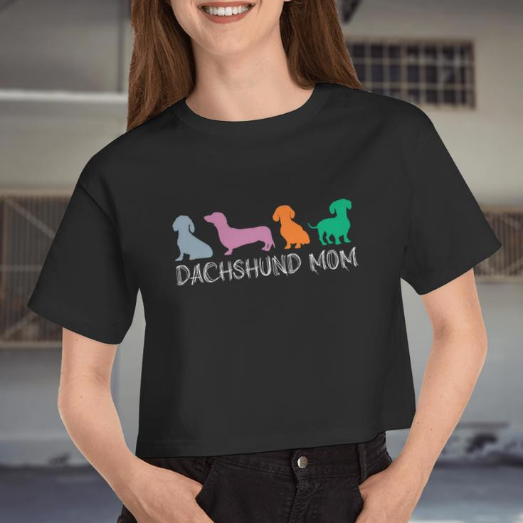 Dachshund Mom Wiener Doxie Mom Graphic Dog Lover Women Cropped T-shirt