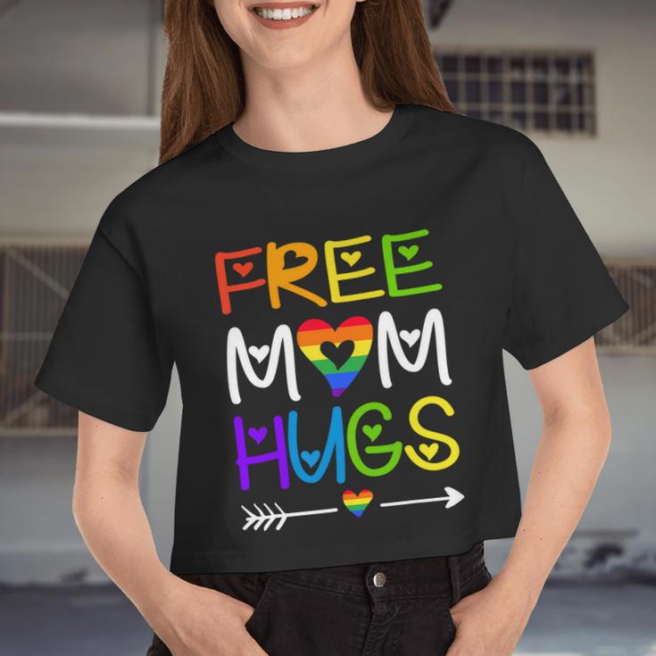 Free Mom Hugs Rainbow Heart Lgbt Pride Month Women Cropped T-shirt