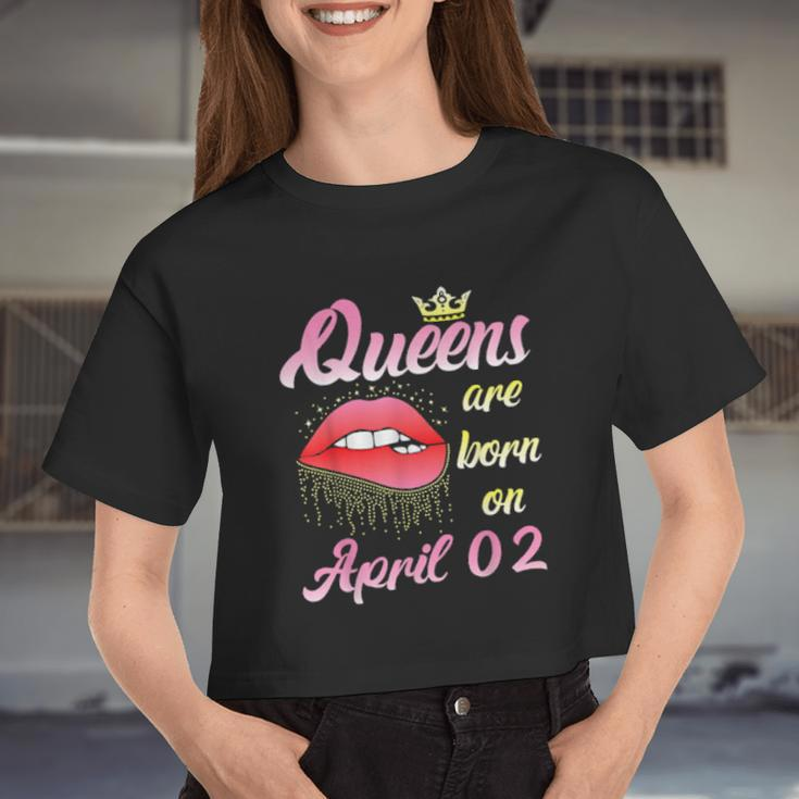 Queens Are Born On April 02 Women Cropped T-shirt