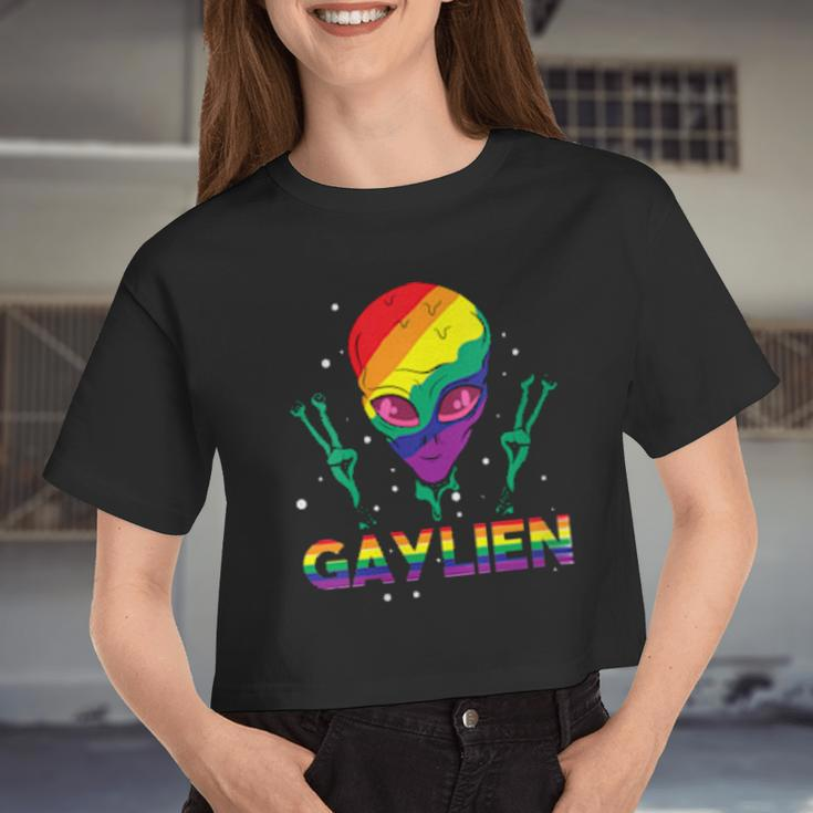 Womens Gaylien Alien Lgbt Love Rainbow Heart Flag Gay Pride Women Cropped T-shirt