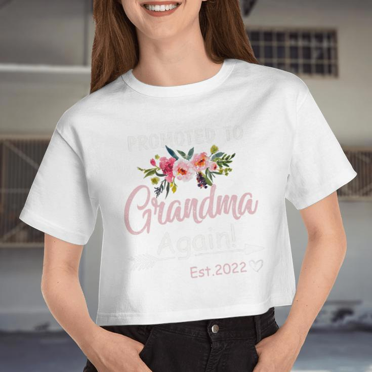 Mother Womens Promoted To Grandma Again 2022 Mom Women Cropped T-shirt