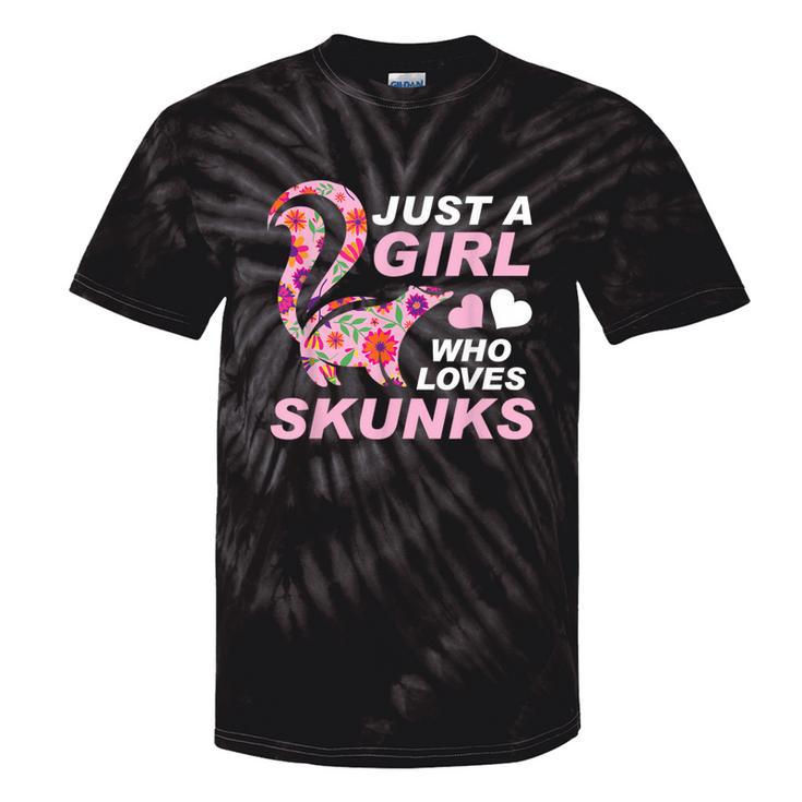 Just A Girl Who Loves Skunks Vintage Retro Skunk Tie-Dye T-shirts