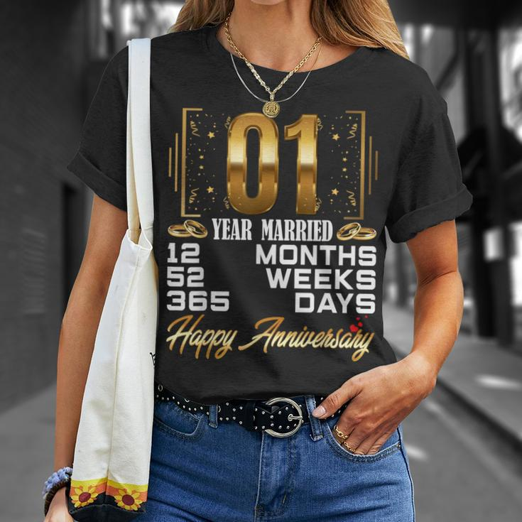 1 Year Of Married 1St Wedding Anniversary T-Shirt Gifts for Her