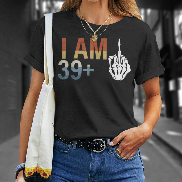 39 Plus 1 Middle Finger 40Th Birthday For 40 Yrs Bday T-Shirt Gifts for Her