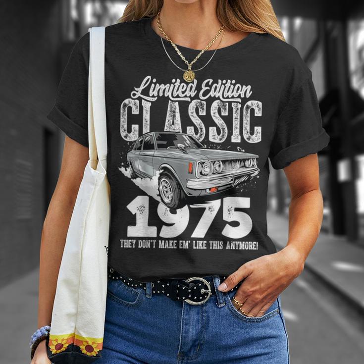 48Th Birthday Vintage Classic Car 1975 B-Day 48 Year Old T-Shirt Gifts for Her