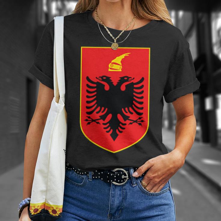 Albania Flag Red & Albanian Eagle S T-Shirt Geschenke für Sie