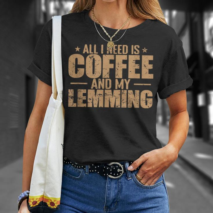 Alles Was Ich Brauche Ist Kaffee Und Mein Lemming Nagetier T-Shirt Geschenke für Sie