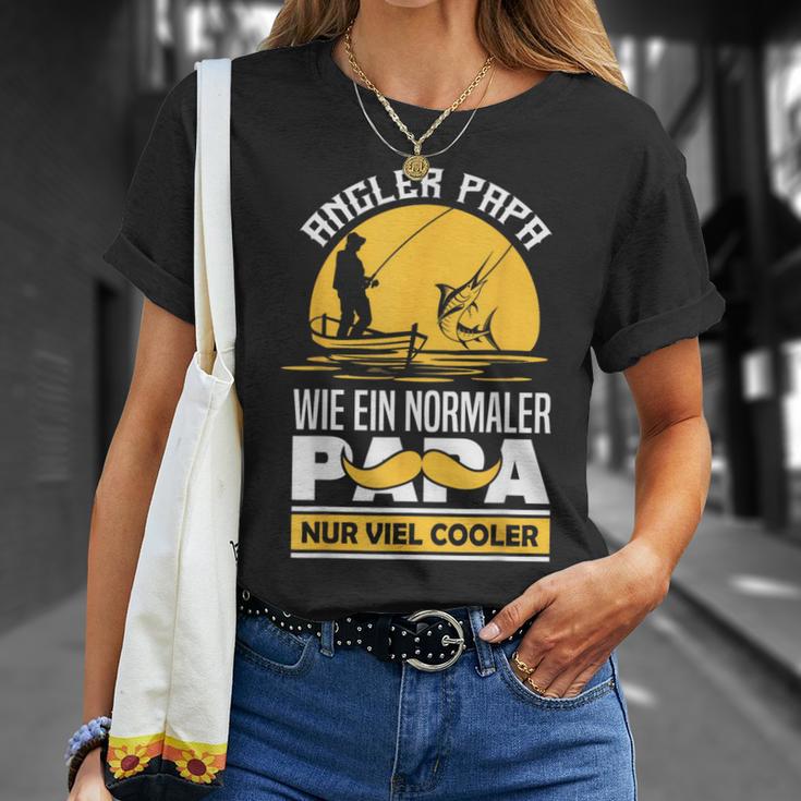 Angler Papa Wie Ein Normaler Papa Nuriel Cooler Fischer T-Shirt Geschenke für Sie