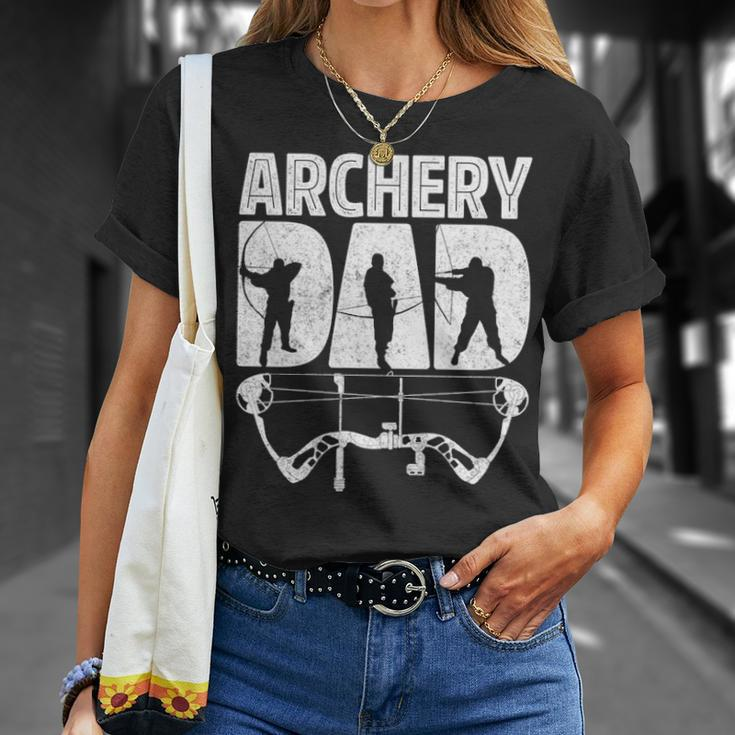 Archery Dad Archer Men Fathers Day Vintage Bow And Arrow T-Shirt Gifts for Her