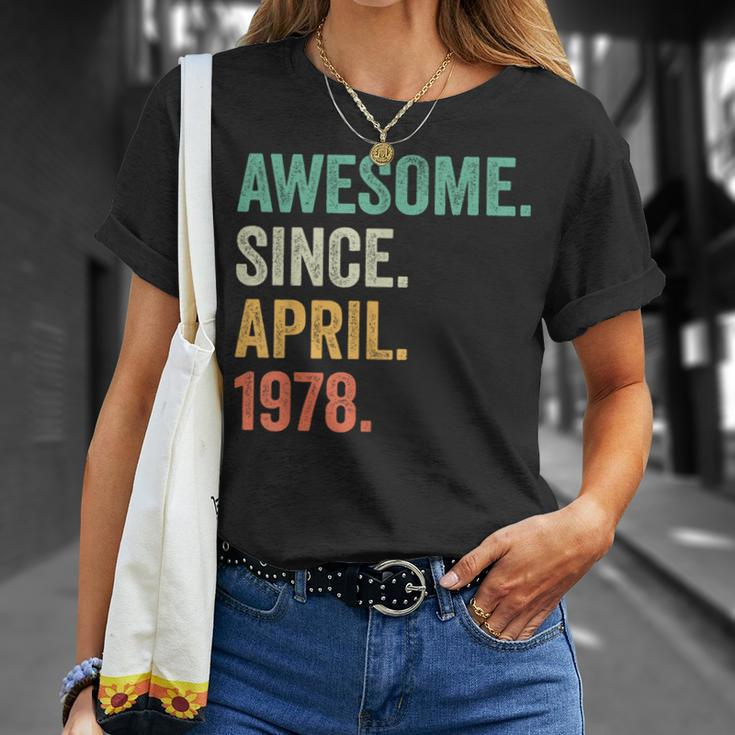 Awesome Since April 1978 46Th Birthday 46 Year Old T-Shirt Gifts for Her