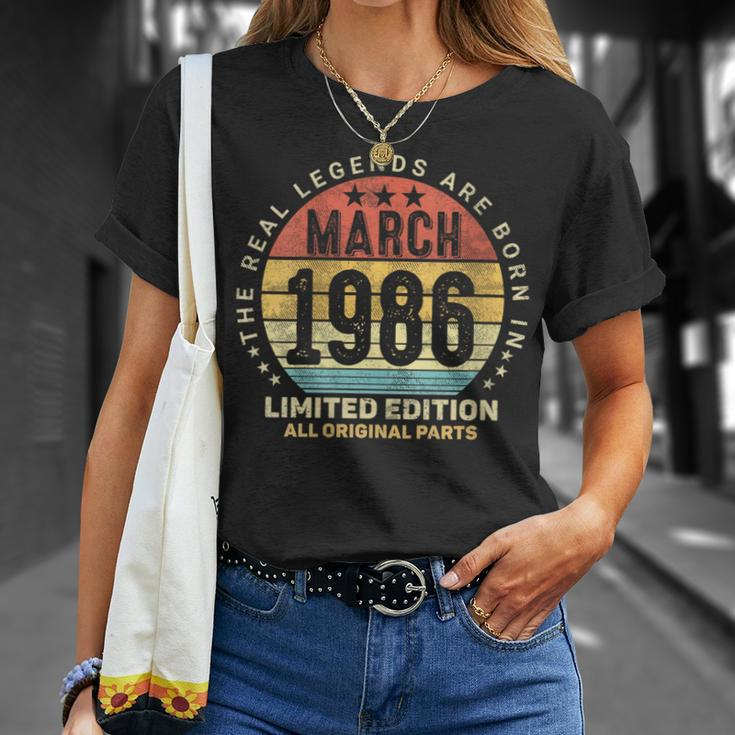 Awesome March 1986 Vintage 38Th Birthday Made In 1986 T-Shirt Gifts for Her