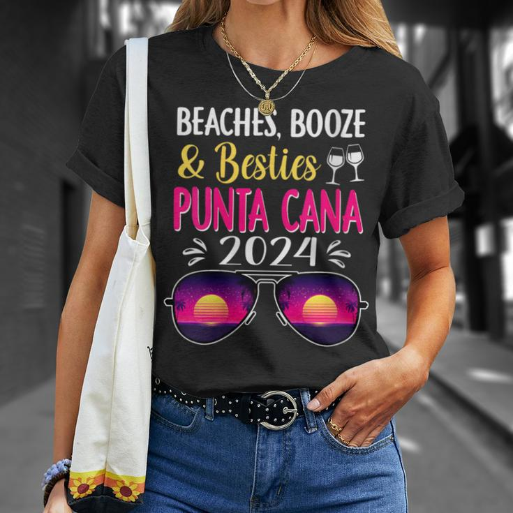 Beaches Booze Besties Punta Cana 2024 Vacation Spring Break T-Shirt Gifts for Her