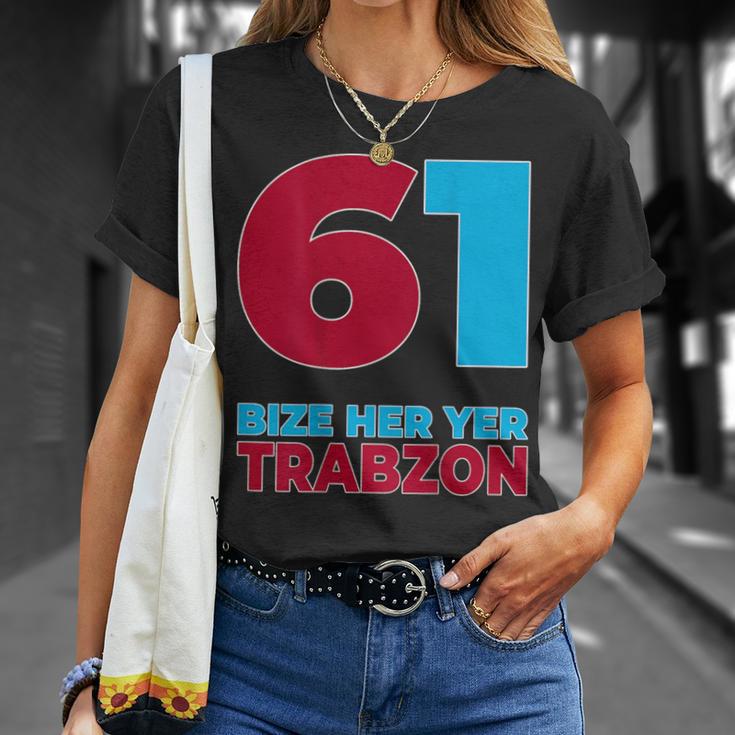 Bize Her Yer Trabzon 61 S T-Shirt Geschenke für Sie