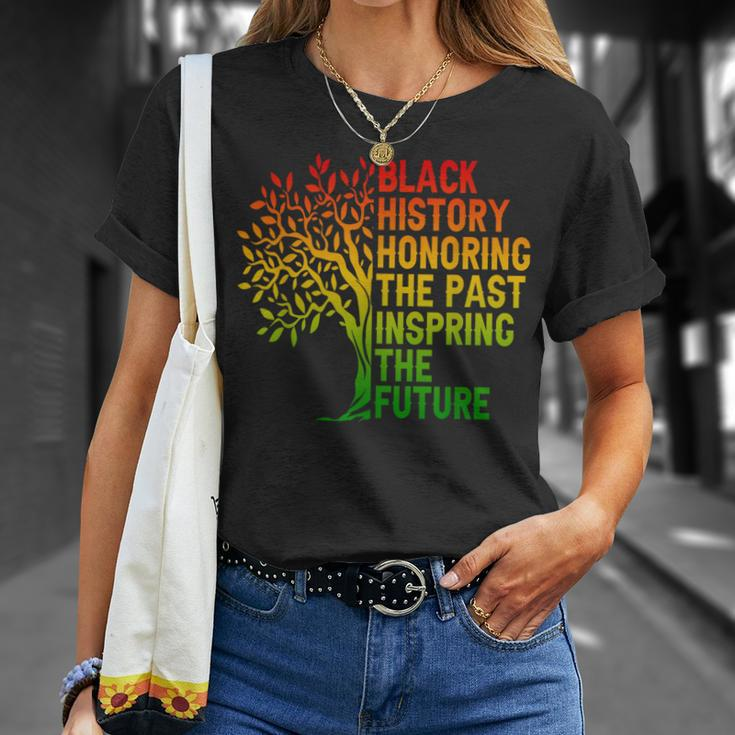 Black History Honoring The Past African Pride Black History T-Shirt Gifts for Her
