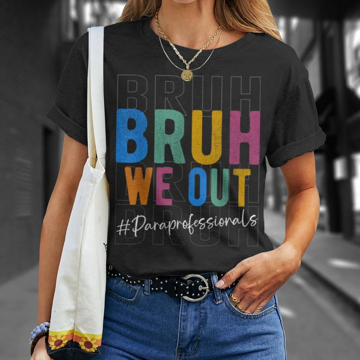 Bruh We Out Paraprofessionals Retro Last Day Of School T-Shirt Gifts for Her