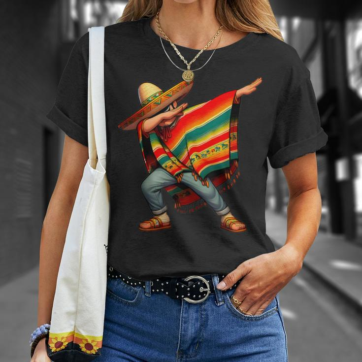 Dabbing Mexican Poncho Cinco De Mayo Boys Toddlers T-Shirt Gifts for Her