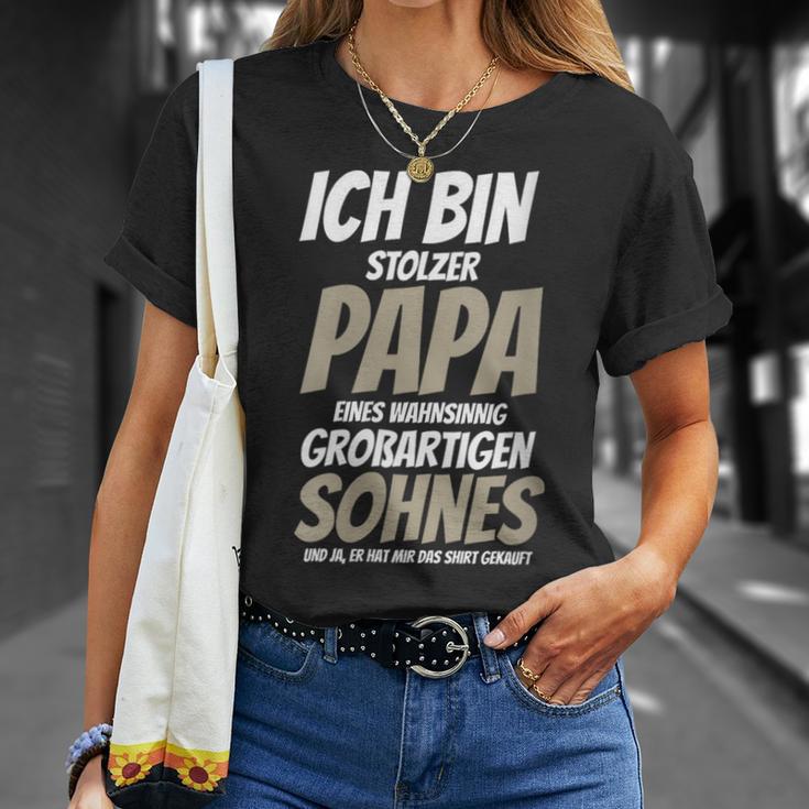 Damenatertag Stolzer-Papa -Om Großartigen Sohn Bekommen Mit-Ausschnitt T-Shirt Geschenke für Sie