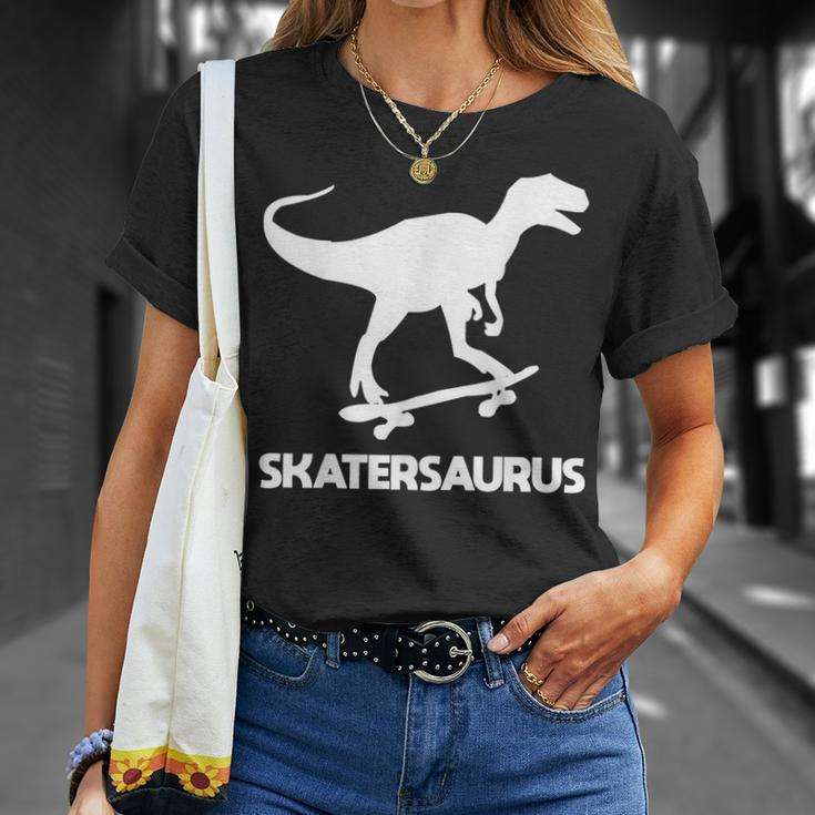 Dinosaurs Skate On Skateboard Skateboarding T-Rex T-Shirt Gifts for Her