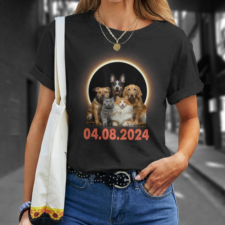 Dogs Cats Lovers Selfie Total Solar Eclipse April 8 2024 T-Shirt Gifts for Her