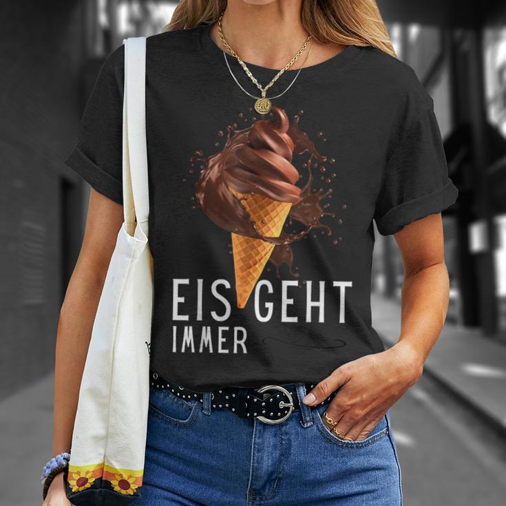 Eis Geht Immer Eisparele Eiscafe Schokoladeneis Orange T-Shirt Geschenke für Sie