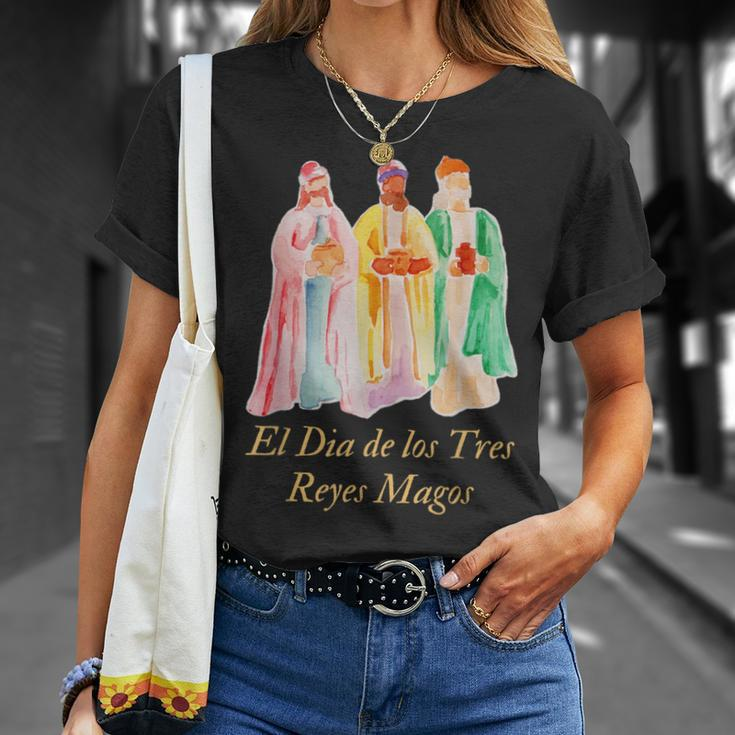 El Dia De Los Tres Reyes Magos Epiphany Christian Holiday T-Shirt Gifts for Her