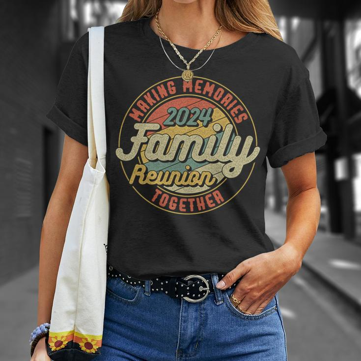 Family Reunion 2024 Making Memories Family Reunion Group T-Shirt Gifts for Her