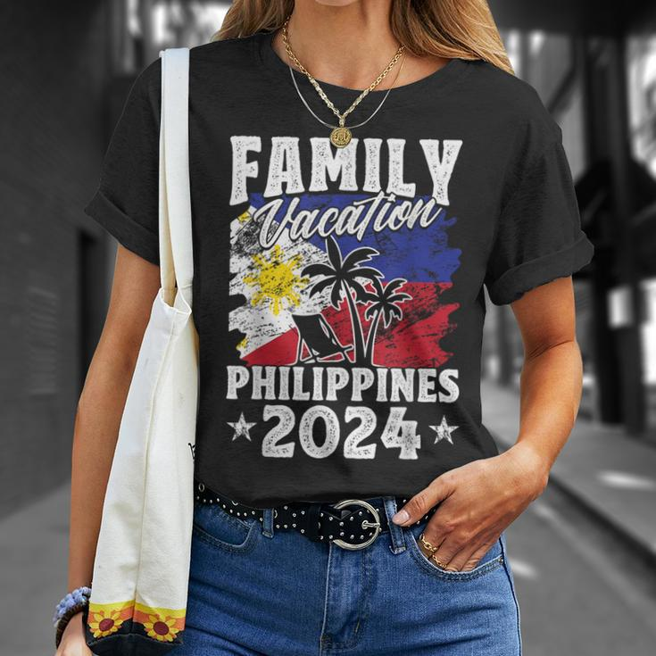 Family Vacation Philippines 2024 Beach Summer Vacation T-Shirt Gifts for Her