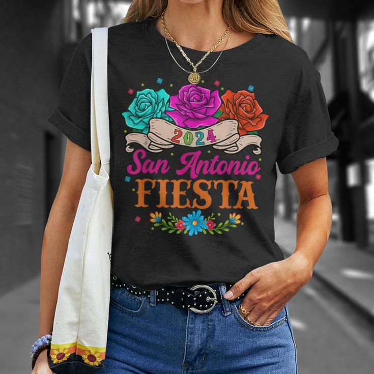Fiesta San Antonio Texas Roses Mexican Fiesta Party T-Shirt Gifts for Her