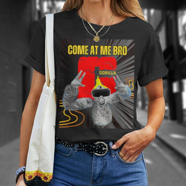 Come At Me Bro Gorilla Monke Tag Vr Gamer T-Shirt Gifts for Her