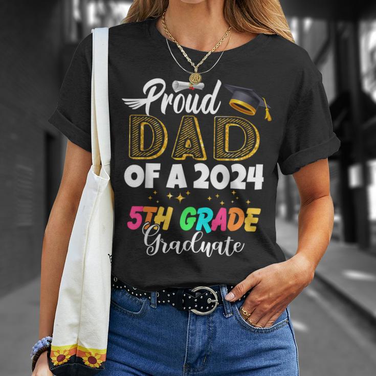 Proud Dad Of A Class Of 2024 5Th Grade Graduate T-Shirt Gifts for Her