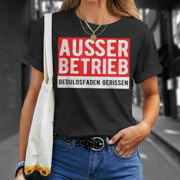 With Text Ausser Betriebs T-Shirt Geschenke für Sie