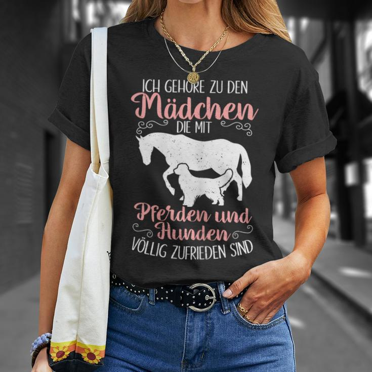 Ich Gehöre zu den Mädchen: Pferdereiten & Hunde T-Shirt Geschenke für Sie