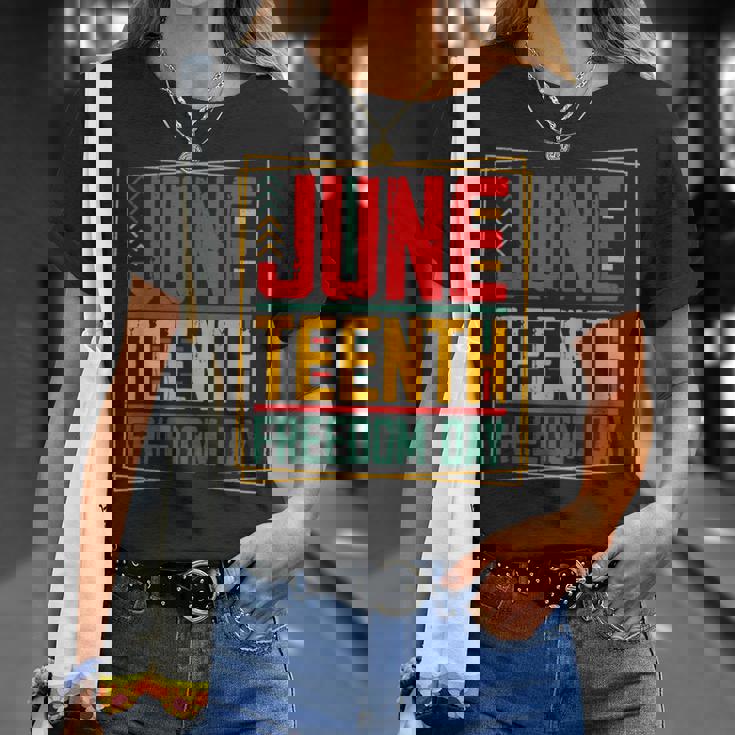 Junenth Day 1865 Black Pride Freedom Day Women T-Shirt Gifts for Her