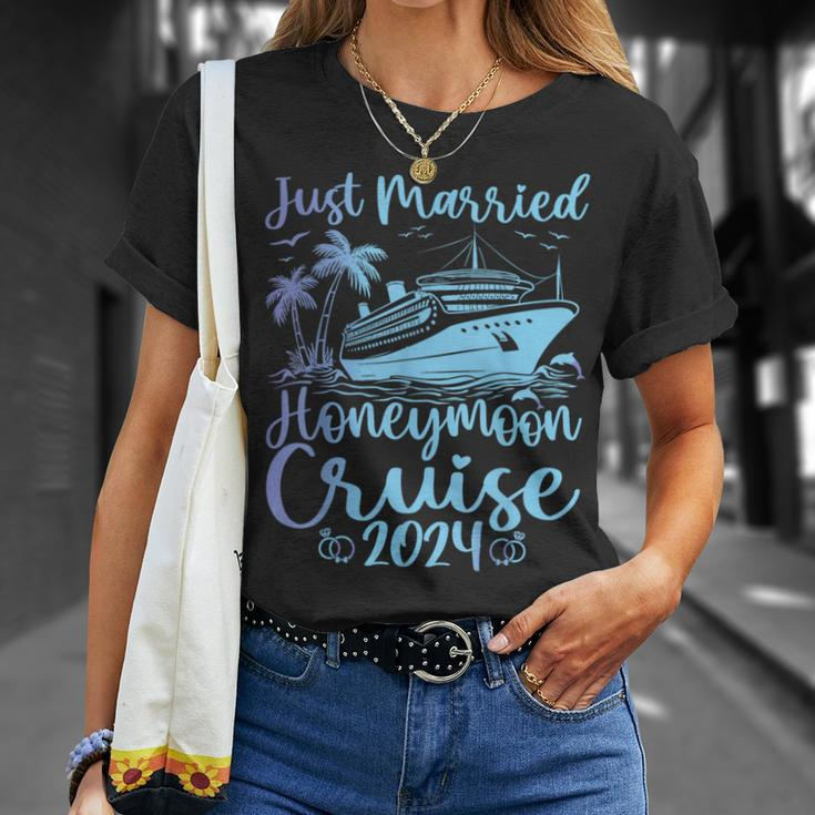 Just Married 2024 Wedding Ring Matching Honeymoon Cruise T-Shirt Gifts for Her