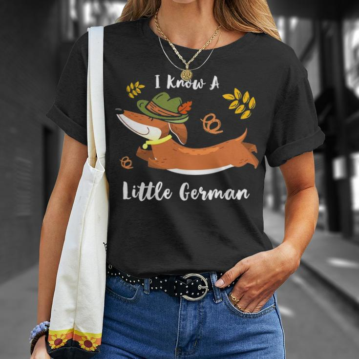 I Know Little German Dachshund Wiener Dog Lover Oktoberfest T-Shirt Gifts for Her