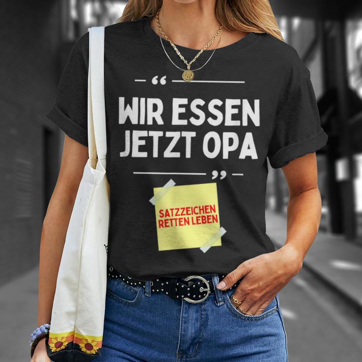 Komm Wir Essen Opa Punctuation Mark Comma Sayings T-Shirt Geschenke für Sie