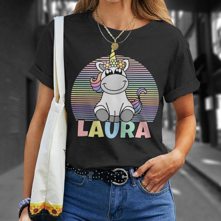 Laura Name Vorname Einhorn Regenbogen Personalisiert T-Shirt Geschenke für Sie