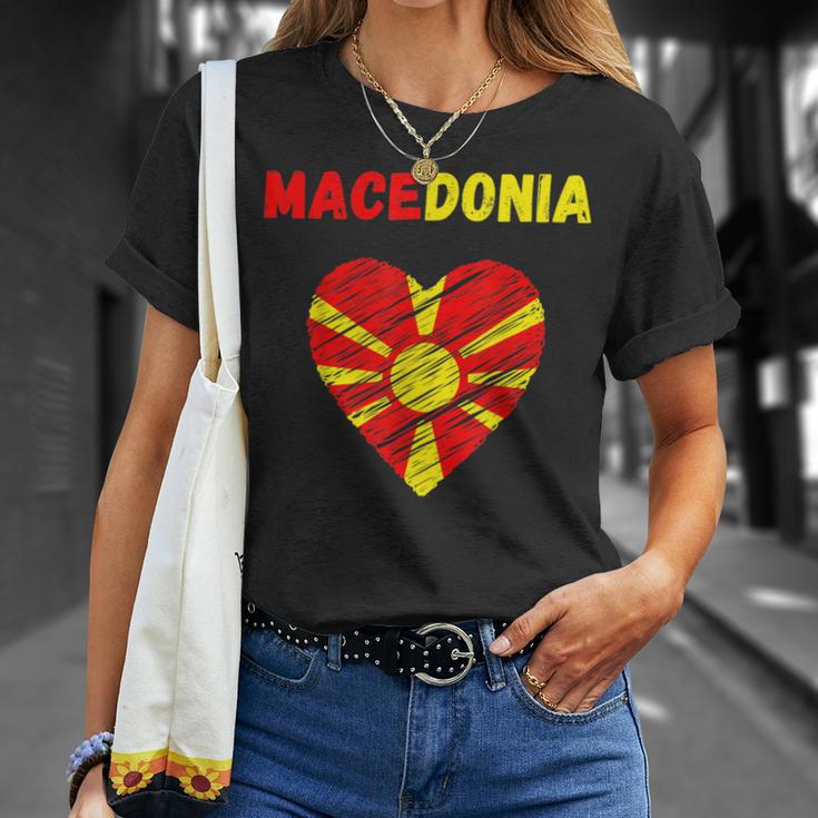 Macedonia Flag Holiday Macedonia Heart Macedonian Flag T-Shirt Gifts for Her