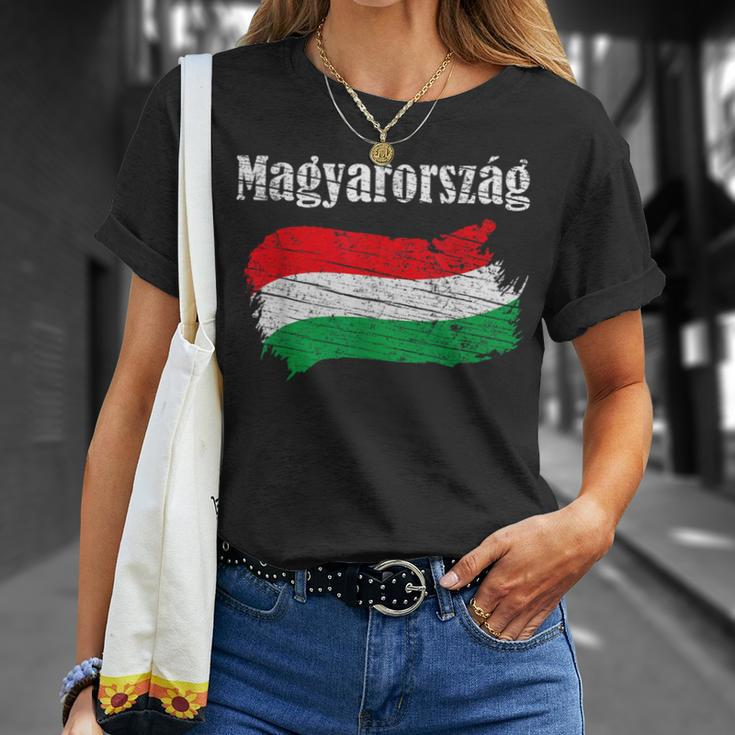 Magyarorszag Hungarian Flag Vintage Graphic Hungary Lovers T-Shirt Gifts for Her