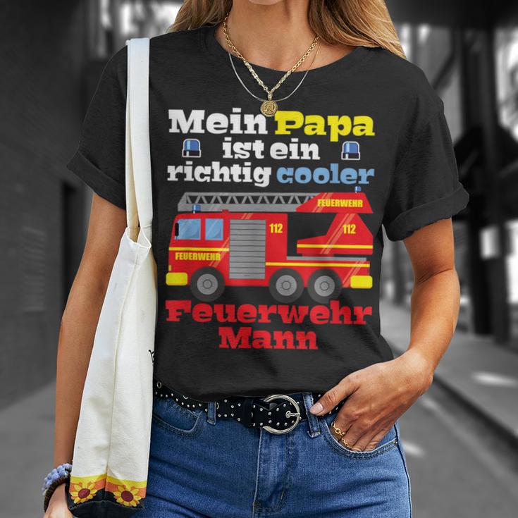 Mein Papa Ist Ein Richtig Cooler Fireman T-Shirt Geschenke für Sie