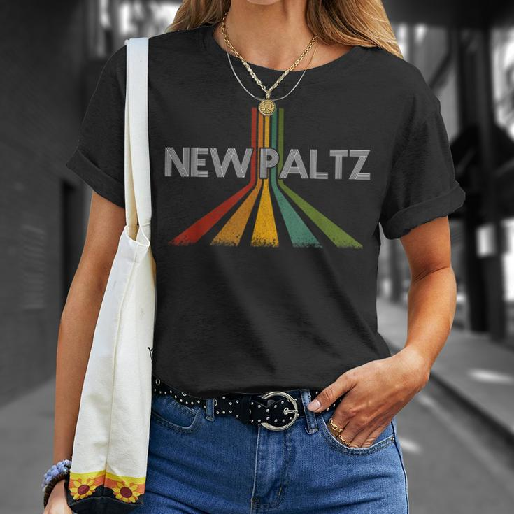 New Paltz New York Vintage Retro T-Shirt Gifts for Her