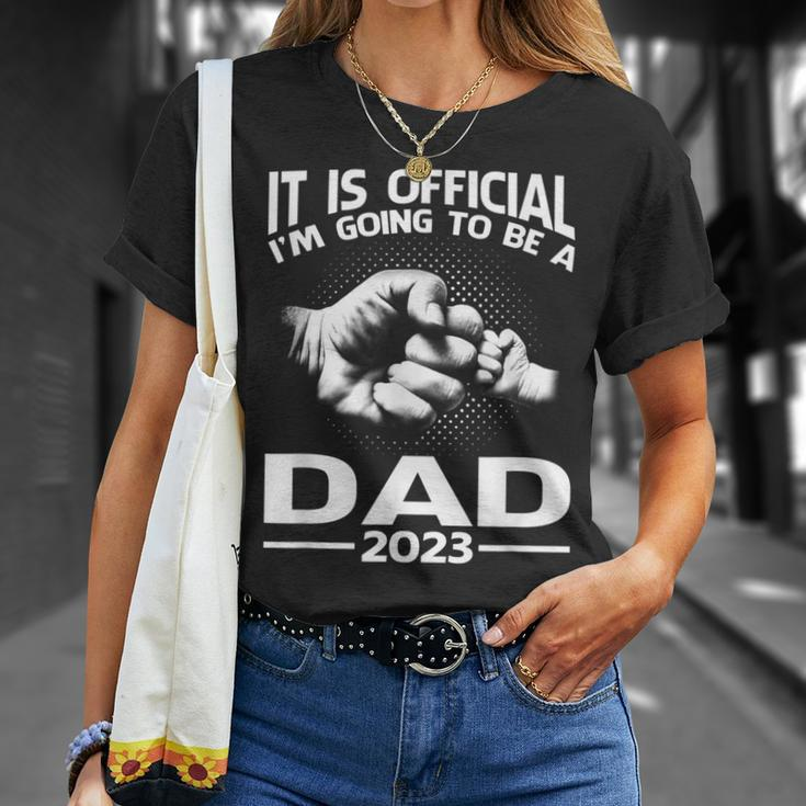 It Is Official I'm Going To Be A Dad 2023 T-Shirt Gifts for Her