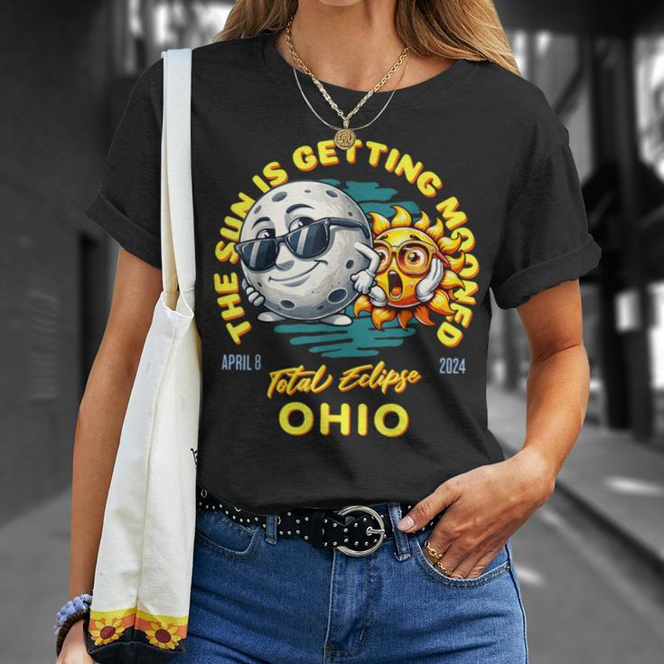 Ohio Solar Eclipse Apr 8 2024 Sun Is Getting Mooned T-Shirt Gifts for Her
